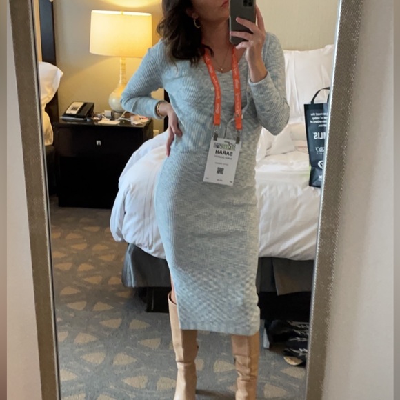 House of Harlow 1960 Dresses & Skirts - House of Harlow 3 Piece Sweater Set - Worn Once